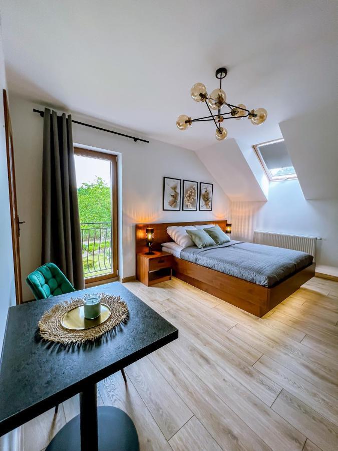 Domek Pod Katalpami Glowno Экстерьер фото